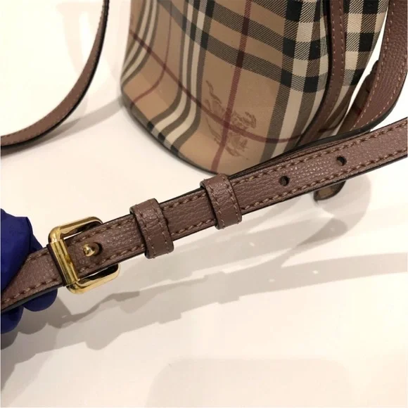 Burberry Haymarket Check Lorne Bucket Bag - Picture 11 of 13